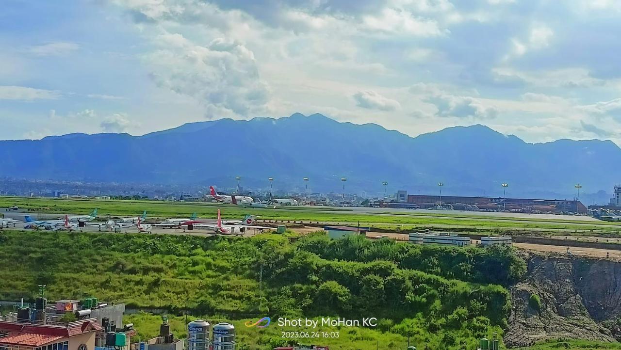 Kathmandu Airport View Hotel And Lodge Ngoại thất bức ảnh