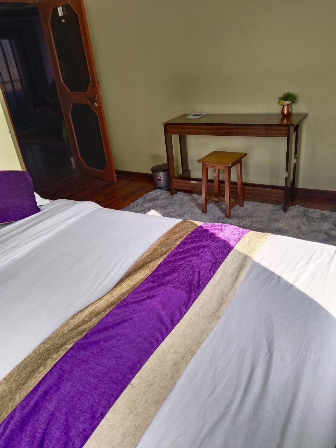 Kathmandu Airport View Hotel And Lodge Ngoại thất bức ảnh