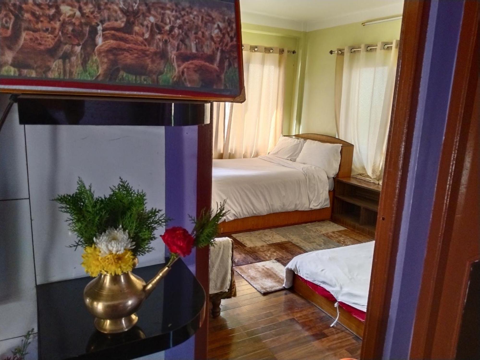 Kathmandu Airport View Hotel And Lodge Ngoại thất bức ảnh